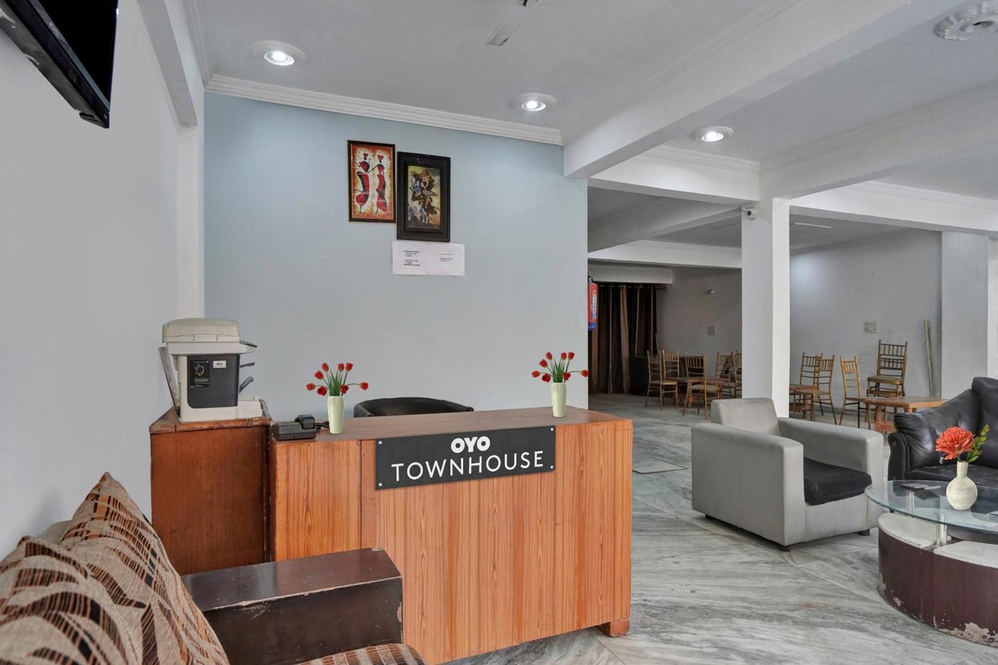 Collection O Samira Residency Near Botanic Garden Of Indian Republic Hotell Noida Eksteriør bilde